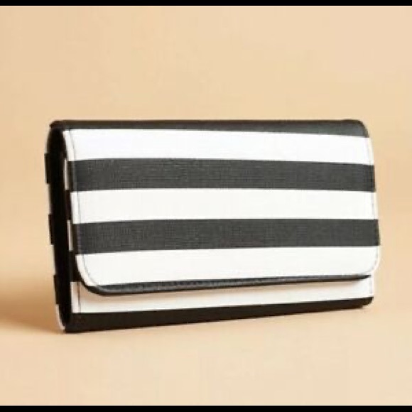 New black and white wallet - Picture 3 of 3